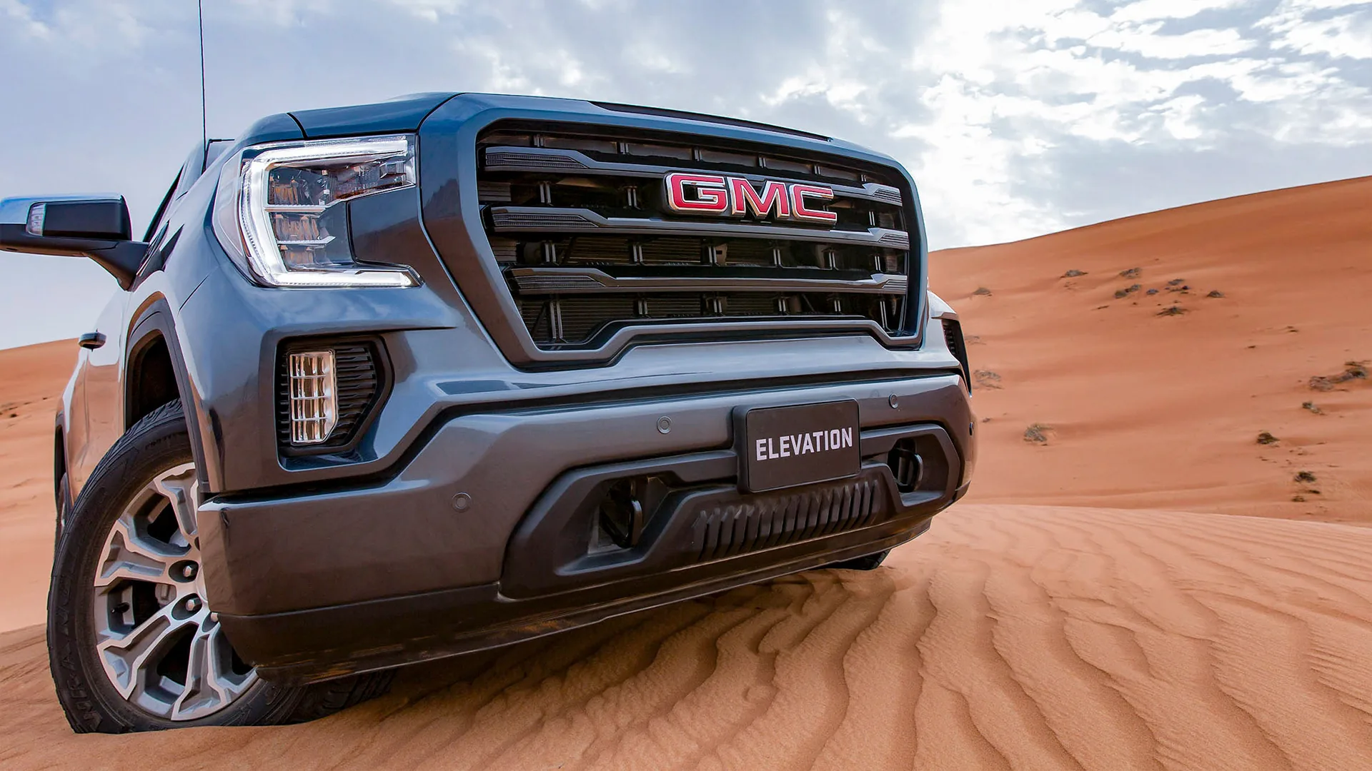 GMC — photograph 7 by Mario Haddad